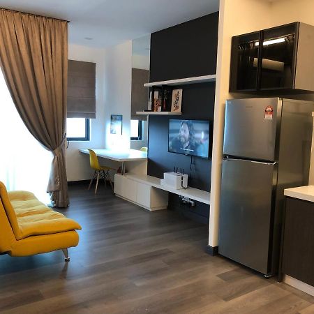 Mishal'S Homestay-Vista Bangi Studio Service Apartment Kajang Eksteriør billede