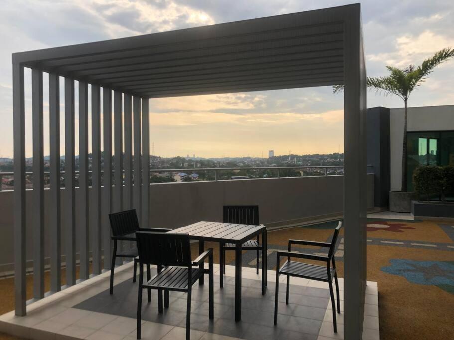 Mishal'S Homestay-Vista Bangi Studio Service Apartment Kajang Eksteriør billede