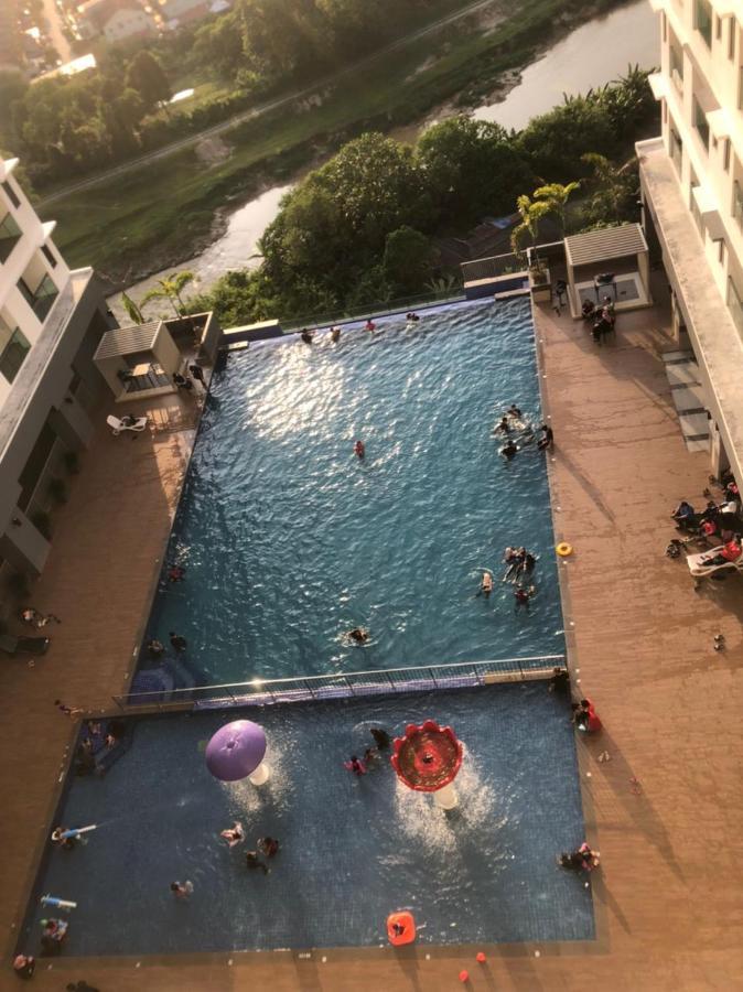 Mishal'S Homestay-Vista Bangi Studio Service Apartment Kajang Eksteriør billede