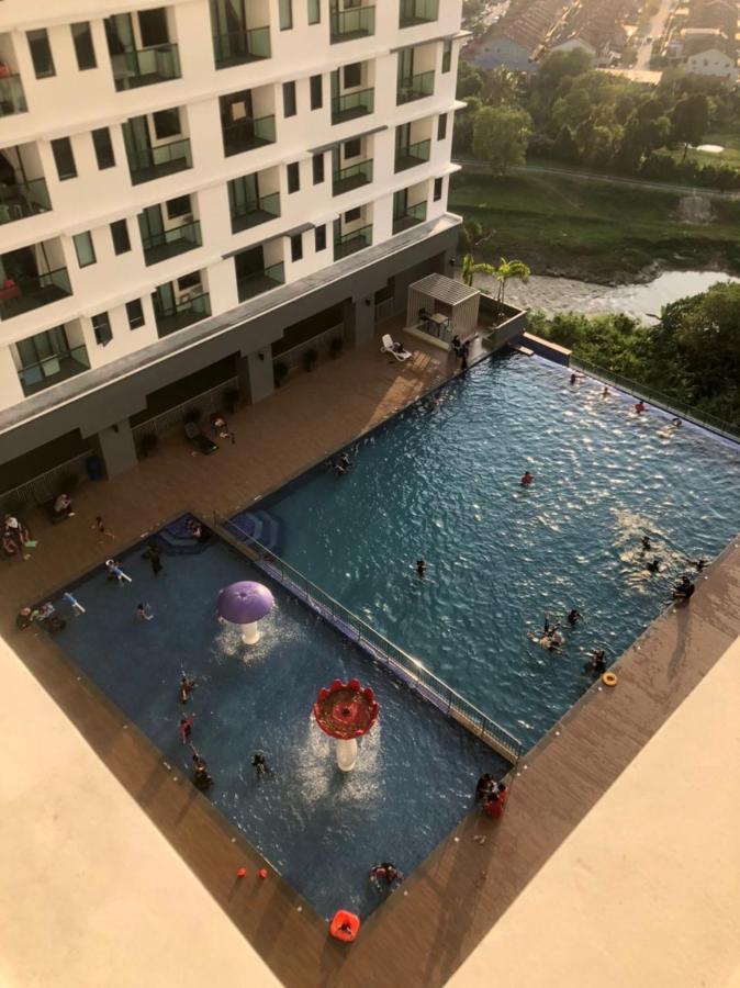 Mishal'S Homestay-Vista Bangi Studio Service Apartment Kajang Eksteriør billede