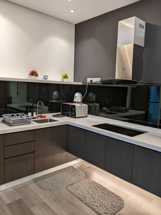 Mishal'S Homestay-Vista Bangi Studio Service Apartment Kajang Eksteriør billede